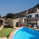 Camp Redo Villa *